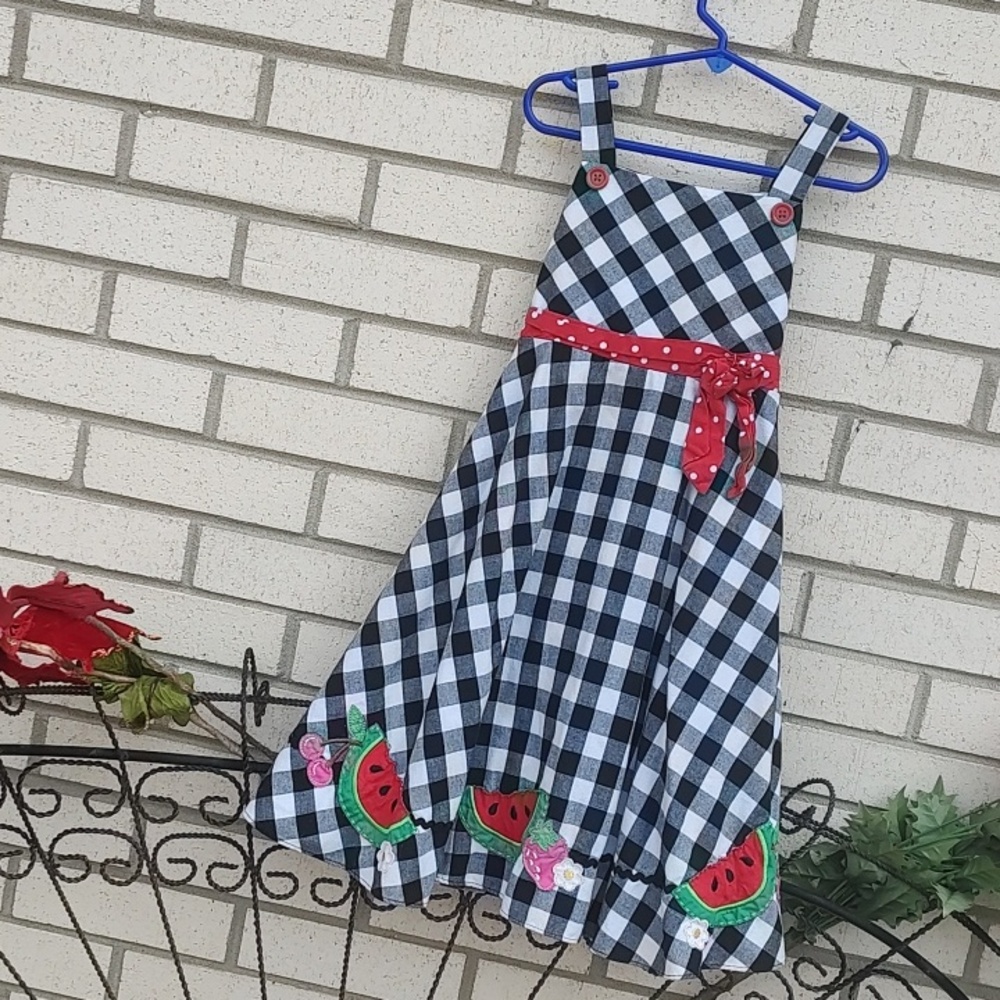 🍉 Dress with Red Polka Dot Belt - Picture 2 of 10
